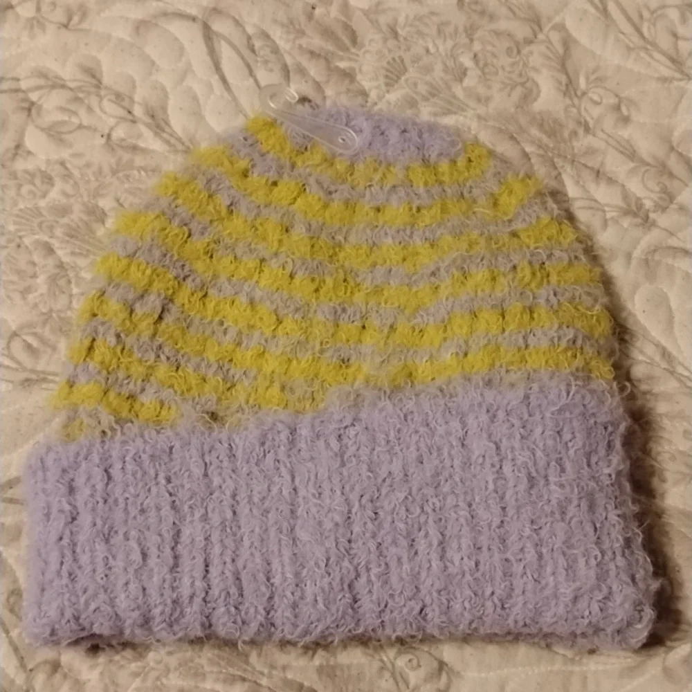 Arizona Jean Company Junior Striped Lilac/Lime/Yellow Knit Beanie, NWT
